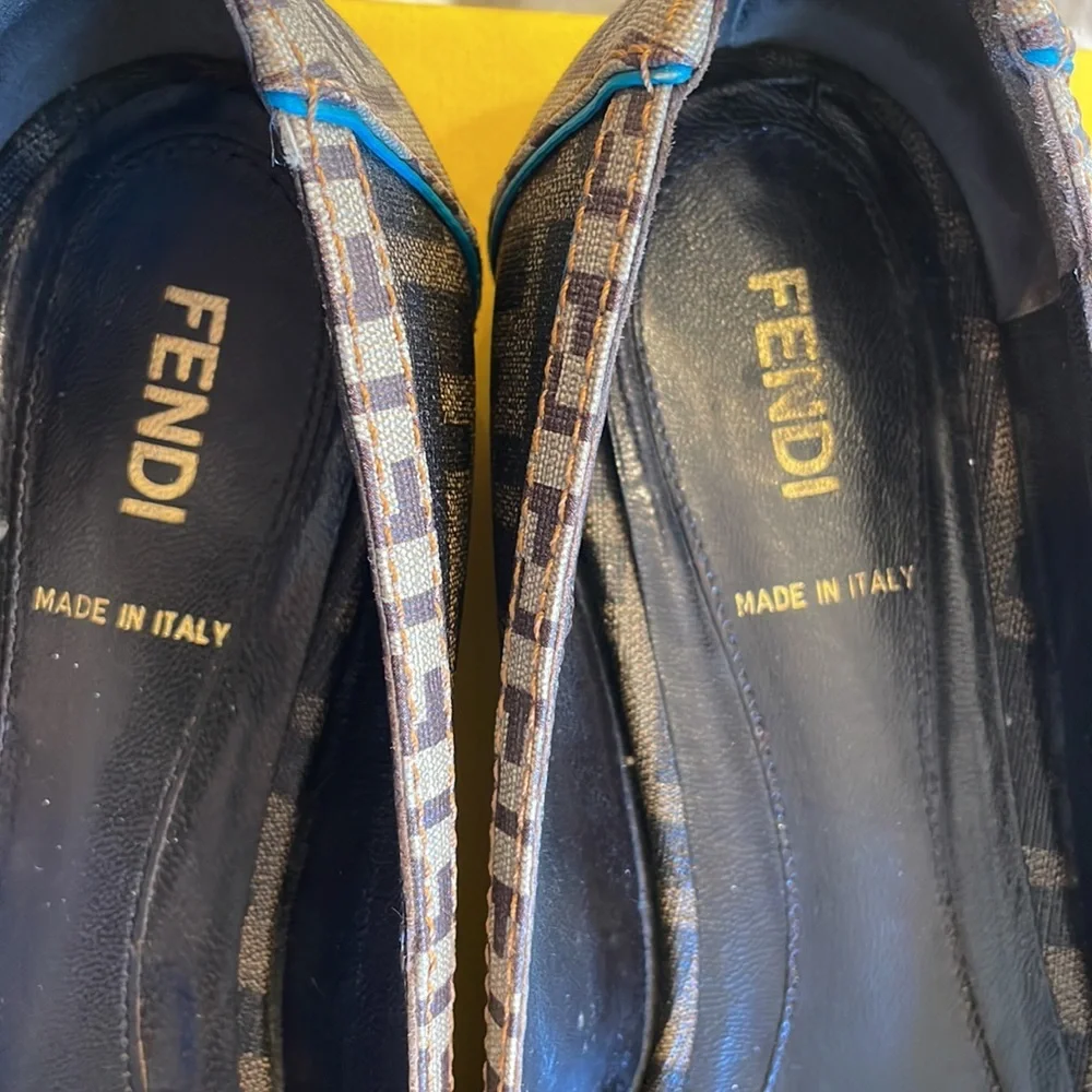 Fendi Brown Monogram Canvas Peep-Toe Flats - Picture 5 of 9